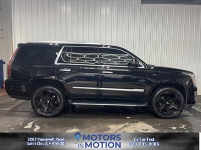 2019 Cadillac Escalade Luxury 4WD - Photo 5 - Saint Cloud, MN 56301