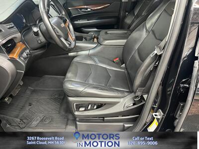 2019 Cadillac Escalade Luxury 4WD - Photo 10 - Saint Cloud, MN 56301