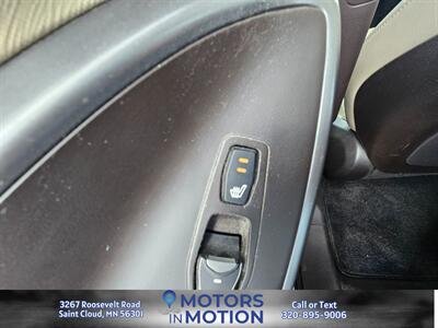 2017 Hyundai SANTA FE Sport 2.4L AWD w/Sunroof   - Photo 16 - Saint Cloud, MN 56301