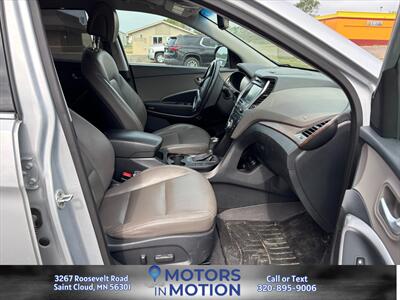 2017 Hyundai SANTA FE SE AWD   - Photo 10 - Saint Cloud, MN 56301