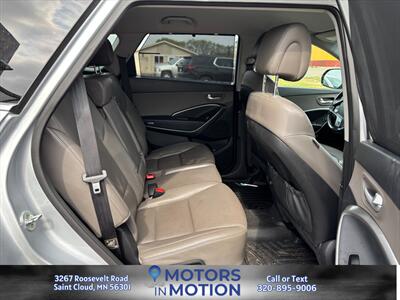 2017 Hyundai SANTA FE SE AWD   - Photo 9 - Saint Cloud, MN 56301