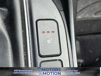 2017 Hyundai SANTA FE SE AWD   - Photo 14 - Saint Cloud, MN 56301