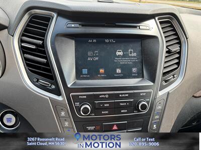 2017 Hyundai SANTA FE SE AWD   - Photo 13 - Saint Cloud, MN 56301