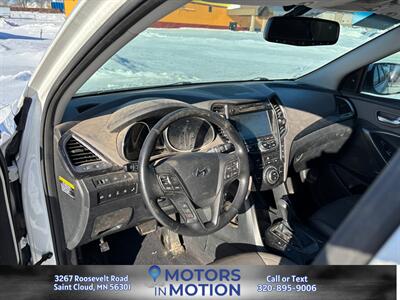 2015 Hyundai SANTA FE Limited AWD w/Sunroof   - Photo 9 - Saint Cloud, MN 56301