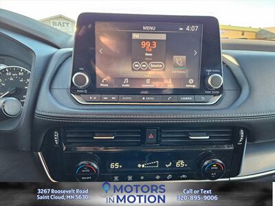 2021 Nissan Rogue SV AWD   - Photo 12 - Saint Cloud, MN 56301