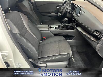 2021 Nissan Rogue SV AWD   - Photo 18 - Saint Cloud, MN 56301