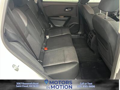 2021 Nissan Rogue SV AWD   - Photo 17 - Saint Cloud, MN 56301