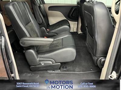 2019 Dodge Grand Caravan SXT - Photo 9 - Saint Cloud, MN 56301