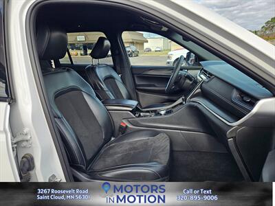 2023 Jeep Grand Cherokee Altitude AWD - Photo 9 - Saint Cloud, MN 56301