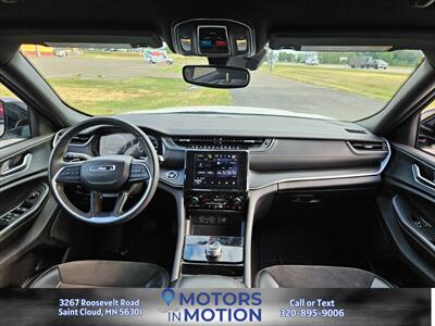 2023 Jeep Grand Cherokee Altitude AWD - Photo 10 - Saint Cloud, MN 56301