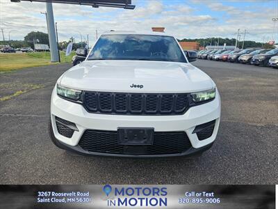 2023 Jeep Grand Cherokee Altitude AWD - Photo 17 - Saint Cloud, MN 56301