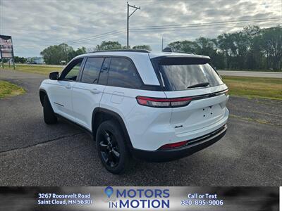 2023 Jeep Grand Cherokee Altitude AWD - Photo 12 - Saint Cloud, MN 56301