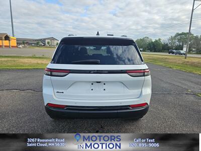 2023 Jeep Grand Cherokee Altitude AWD - Photo 13 - Saint Cloud, MN 56301