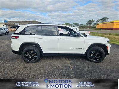 2023 Jeep Grand Cherokee Altitude AWD - Photo 15 - Saint Cloud, MN 56301
