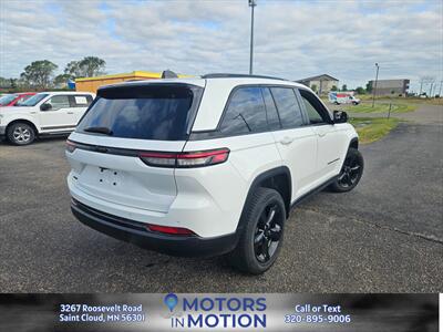 2023 Jeep Grand Cherokee Altitude AWD - Photo 14 - Saint Cloud, MN 56301