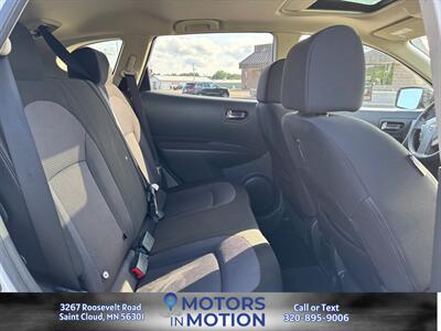 2013 Nissan Rogue SV   - Photo 15 - Saint Cloud, MN 56301