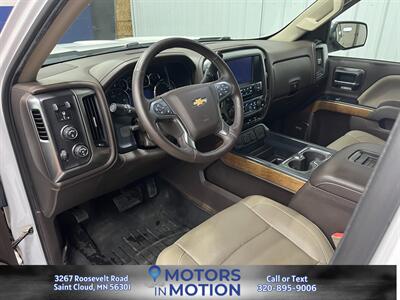 2017 Chevrolet Silverado 1500 LTZ 4x4 w/Sunroof   - Photo 9 - Saint Cloud, MN 56301