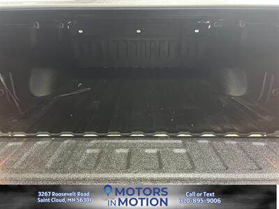 2017 Chevrolet Silverado 1500 LTZ 4x4 w/Sunroof   - Photo 19 - Saint Cloud, MN 56301