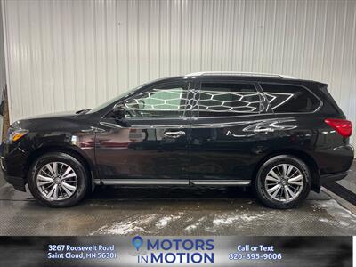 2019 Nissan Pathfinder S 4WD - Photo 2 - Saint Cloud, MN 56301