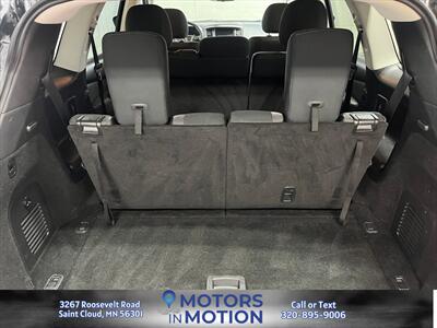2019 Nissan Pathfinder S 4WD - Photo 17 - Saint Cloud, MN 56301