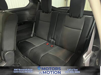 2019 Nissan Pathfinder S 4WD - Photo 16 - Saint Cloud, MN 56301