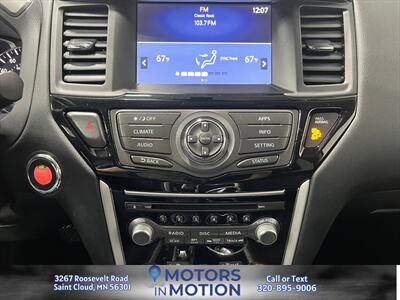 2019 Nissan Pathfinder S 4WD - Photo 12 - Saint Cloud, MN 56301