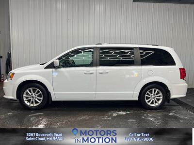2018 Dodge Grand Caravan SXT   - Photo 2 - Saint Cloud, MN 56301