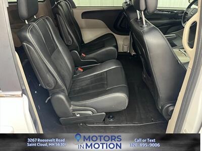 2018 Dodge Grand Caravan SXT   - Photo 14 - Saint Cloud, MN 56301