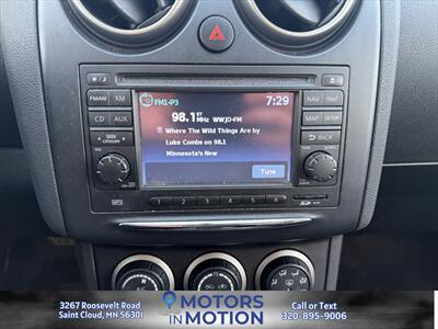2013 Nissan Rogue SV AWD - Photo 12 - Saint Cloud, MN 56301