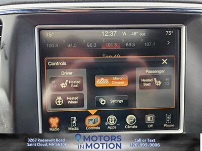 2015 Jeep Grand Cherokee Altitude 4WD w/Sunroof - Photo 12 - Saint Cloud, MN 56301