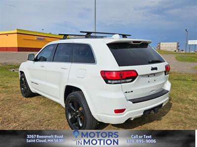 2015 Jeep Grand Cherokee Altitude 4WD w/Sunroof - Photo 3 - Saint Cloud, MN 56301