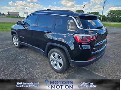 2018 Jeep Compass Latitude AWD   - Photo 8 - Saint Cloud, MN 56301