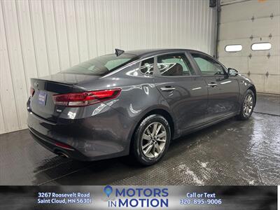 2017 Kia Optima LX Turbo FWD - Photo 5 - Saint Cloud, MN 56301