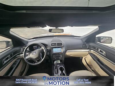2018 Ford Explorer XLT 4WD w/Sunroof   - Photo 10 - Saint Cloud, MN 56301
