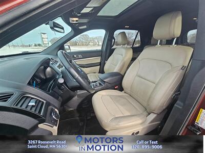 2018 Ford Explorer XLT 4WD w/Sunroof   - Photo 14 - Saint Cloud, MN 56301