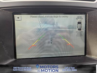 2018 Ford Explorer XLT 4WD w/Sunroof   - Photo 11 - Saint Cloud, MN 56301