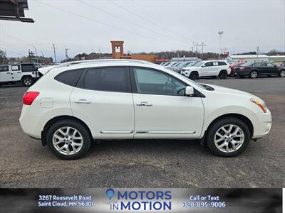 2013 Nissan Rogue SV AWD w/Sunroof - Photo 6 - Saint Cloud, MN 56301