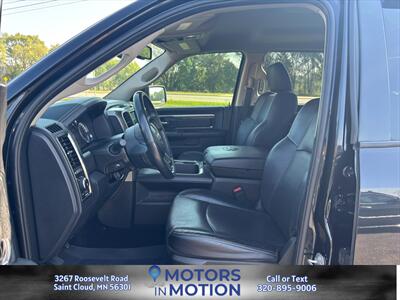 2017 RAM 1500 Night Edition 5.7 4x4 - Photo 11 - Saint Cloud, MN 56301