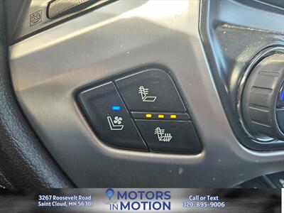 2018 GMC Sierra 1500 SLT Z71 Crew Cab 4x4   - Photo 12 - Saint Cloud, MN 56301