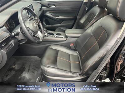 2020 Nissan Altima 2.5 SR   - Photo 10 - Saint Cloud, MN 56301