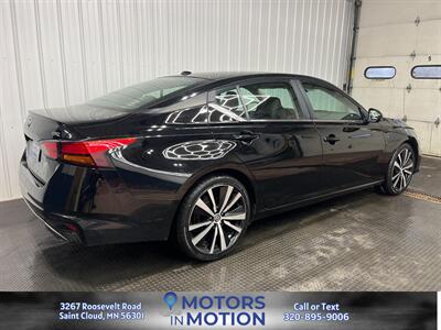 2020 Nissan Altima 2.5 SR   - Photo 5 - Saint Cloud, MN 56301