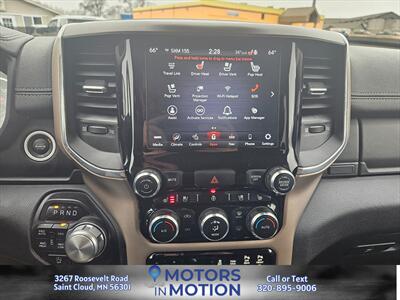 2021 RAM 1500 Laramie 5.7L 4x4 Crew Cab   - Photo 12 - Saint Cloud, MN 56301