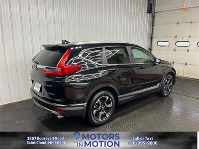 2018 Honda CR-V Touring AWD   - Photo 5 - Saint Cloud, MN 56301