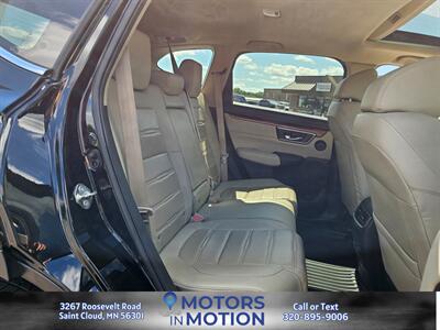 2018 Honda CR-V Touring AWD   - Photo 17 - Saint Cloud, MN 56301