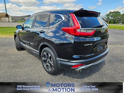 2018 Honda CR-V Touring AWD   - Photo 8 - Saint Cloud, MN 56301