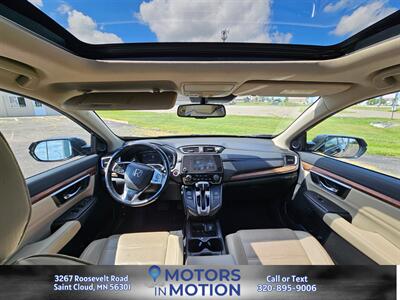 2018 Honda CR-V Touring AWD   - Photo 11 - Saint Cloud, MN 56301