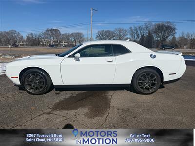 2017 Dodge Challenger GT AWD   - Photo 8 - Saint Cloud, MN 56301