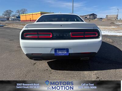 2017 Dodge Challenger GT AWD   - Photo 6 - Saint Cloud, MN 56301
