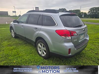 2014 Subaru Outback 2.5i Premium AWD   - Photo 8 - Saint Cloud, MN 56301