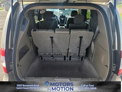 2012 Chrysler Town and Country Touring   - Photo 16 - Saint Cloud, MN 56301